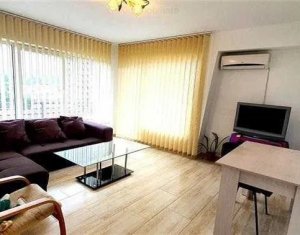 Apartment 3 rooms for rent in Cluj-napoca, zone Centru