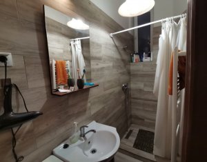 Apartament cu 4 camere ultracentral, zona excelenta, in Piata Muzeului