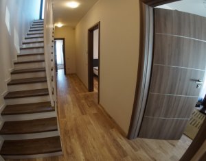 Maison 4 chambres à louer dans Cluj-napoca, zone Europa