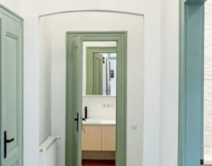 Appartement 3 chambres à louer dans Cluj-napoca, zone Centru