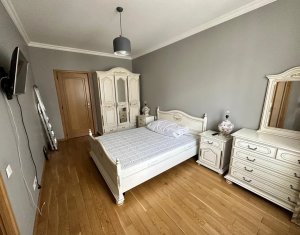 Oferta apartament 3 camere, 80mp, ideal ,zona gradinii botanice!