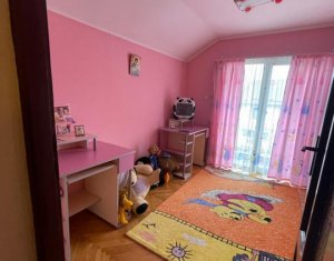 House 4 rooms for rent in Turda