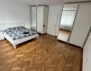 Apartment 3 rooms for rent in Cluj-napoca, zone Centru