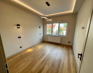 Bureau à louer dans Cluj-napoca, zone Centru