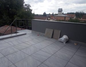 House 5 rooms for rent in Cluj-napoca