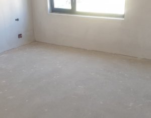 Maison 4 chambres à louer dans Cluj-napoca, zone Europa
