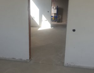 Maison 4 chambres à louer dans Cluj-napoca, zone Europa