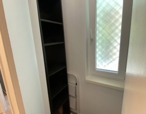 Appartement 3 chambres à louer dans Cluj-napoca, zone Centru