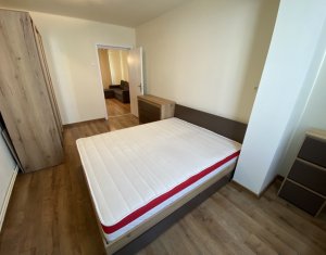 Inchiriere apartament 3 camere modern, Pta Mihai Viteazu, cu parcare