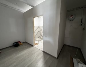 Spatiu depozitare sau productie 220mp, Floresti la fosta ferma 