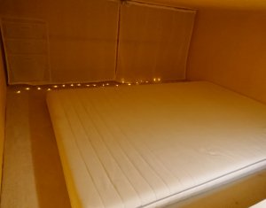 Garsoniera de inchiriat in Centru cu cheltuieli incluse!