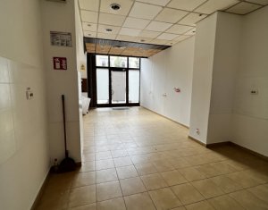 Spatiu comercial 43mp, vad comercial bun, zona Sora Shoping