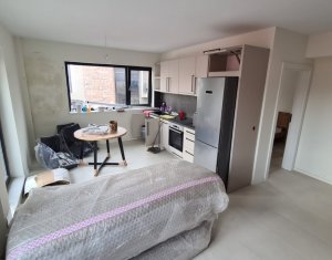 Apartament 3 camere, zona Hasdeu,  5 minute de UMF, bloc nou, prima inchiriere !