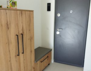 Apartament 3 camere, zona Hasdeu,  5 minute de UMF, bloc nou, prima inchiriere !