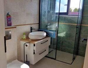 Apartament 3 camere, zona Hasdeu,  5 minute de UMF, bloc nou, prima inchiriere !