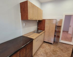 Inchiriere spatiu birou 3 camere finisat, central, zona Platinia Dorobantilor