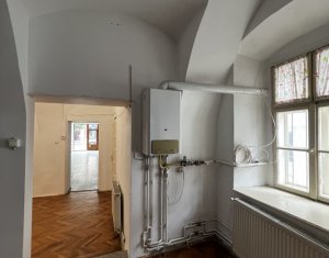 Espace Commercial à louer dans Cluj-napoca, zone Centru