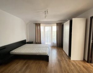 Casa de inchiriat, 6 camere, 650 mp teren,  zona de case, Buna Ziua