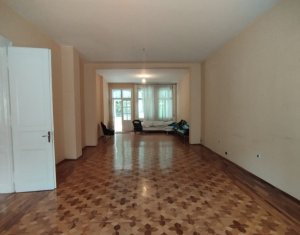 House 8 rooms for rent in Cluj-napoca, zone Centru