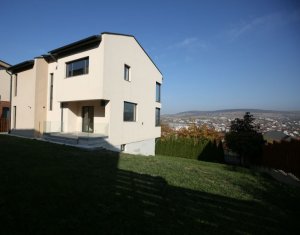 Casa in Gruia, 240 mp, ultrafinisata, prima inchiriere