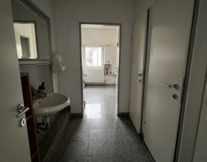 Espace Commercial à louer dans Cluj-napoca, zone Marasti