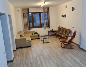 Maison 5 chambres à louer dans Cluj-napoca, zone Dambul Rotund