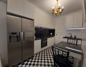 De inchiriat apartament cu 3 camere, 108mp, etaj 1, Piata Unirii