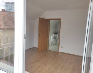 Casa cu  5 camere,constructie noua ,zona Parcul Central