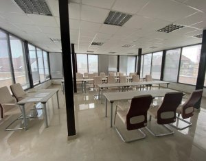 Bureau à louer dans Cluj-napoca, zone Centru