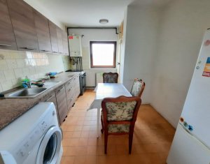 De inchiriat apartament cu 3 camere, decomandat, Profi, Zorilor