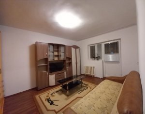 Apartament cu 2 camere, strada Calea Floresti