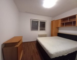 Apartament cu 2 camere, strada Calea Floresti