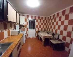 Apartament cu 2 camere, strada Calea Floresti