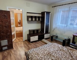 Apartment 2 rooms for rent in Turda, zone Centru