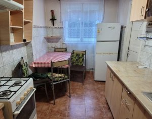 Apartment 2 rooms for rent in Turda, zone Centru