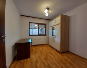 De inchiriat apartament 3 camere, bloc nou, garaj, locuinta/birou