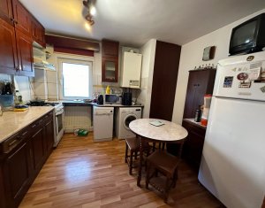 Apartment 3 rooms for rent in Cluj-napoca, zone Manastur