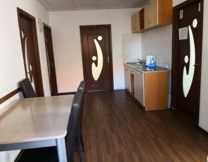 House 9 rooms for rent in Cluj-napoca, zone Centru