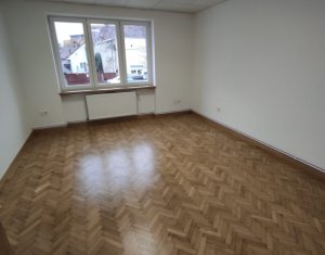 Spatiu pentru birouri, 75 mp, 3 incaperi, zona P-ta Mihai Viteazul