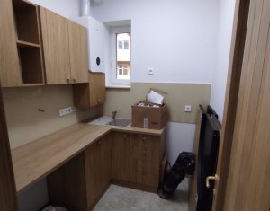 Spatiu pentru birouri, 75 mp, 3 incaperi, zona P-ta Mihai Viteazul