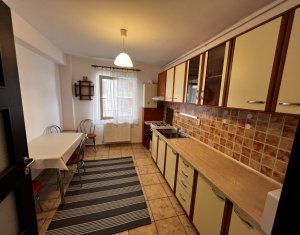 Apartament spatios, 2 camere decomandate, PET Friendly, 2 locuri de parcare