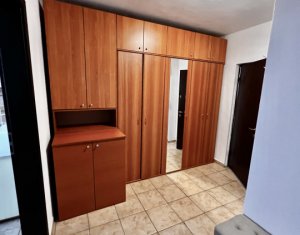 Apartament spatios, 2 camere decomandate, PET Friendly, 2 locuri de parcare