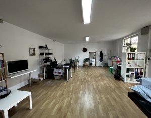 Espace Commercial à louer dans Cluj-napoca, zone Centru