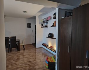 Apartament 2 camere, semidecomandat, 76mp, bloc semiluna plopilor, parcare 