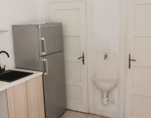 Apartment 3 rooms for rent in Cluj-napoca, zone Centru