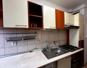 Apartament 3 camere, 60mp, zona stazii Horea