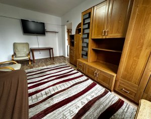 Apartament 3 camere, 60mp, zona stazii Horea