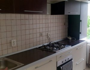 Apartment 3 rooms for rent in Cluj-napoca, zone Plopilor