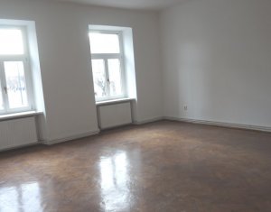 Spatiu birou sau servicii 165mp, 5 incaperi, piata Unirii