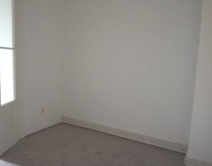 Spatiu birou sau servicii 165mp, 5 incaperi, piata Unirii